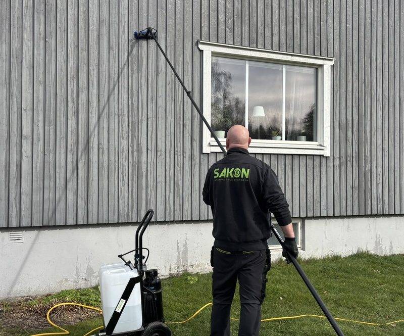 fasadtvätt putsad fasad SAKON